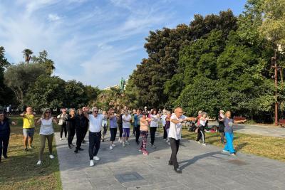 Hors les murs - Agrandir l'image 2 sur 10, fenêtre modale